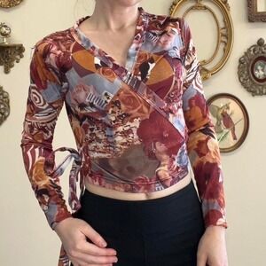 Vintage Y2K Cheryl Creations European Print Wrap Top XS red Long Sleeve